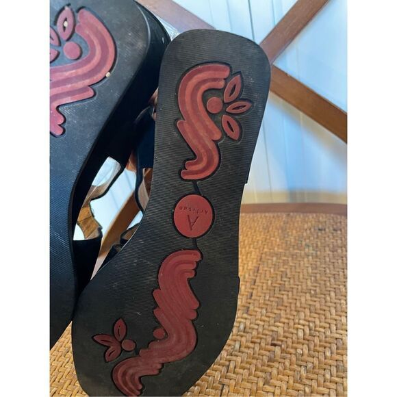 Clarks Artisan collection black suede wedge sandals 8.5 - Picture 7 of 9